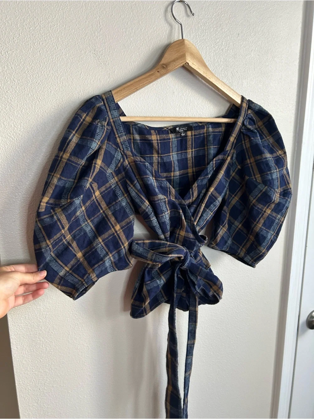 Madewell Sweetheart Wrap Ash Top Plaid Puff-Sleeve Wrap Top Navy & Brown Size S